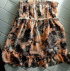floral tube top with lace and button detail